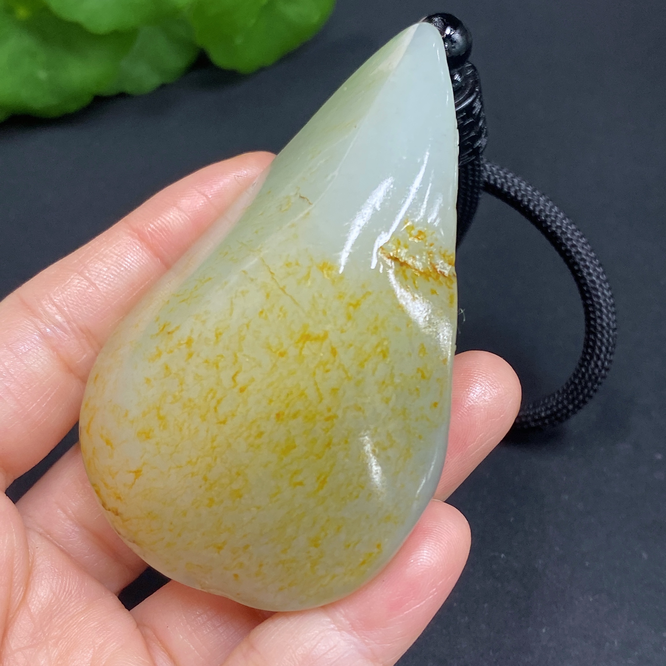 H30440492 Hetian Jade Handheld Piece - Seize the Opportunity