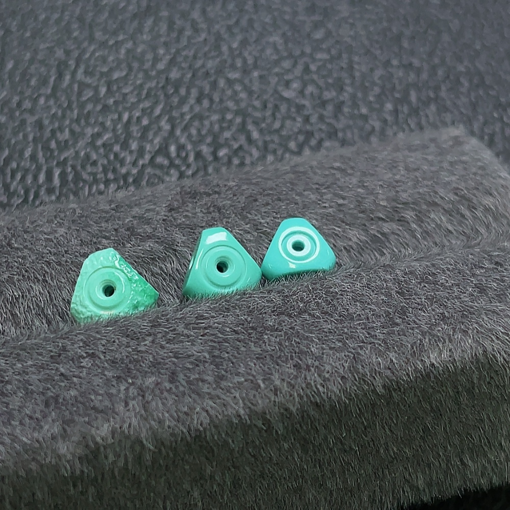 C27158993 Turquoise Pendant (Color Origin Undetermined) Total Weight Approx. 0.73g