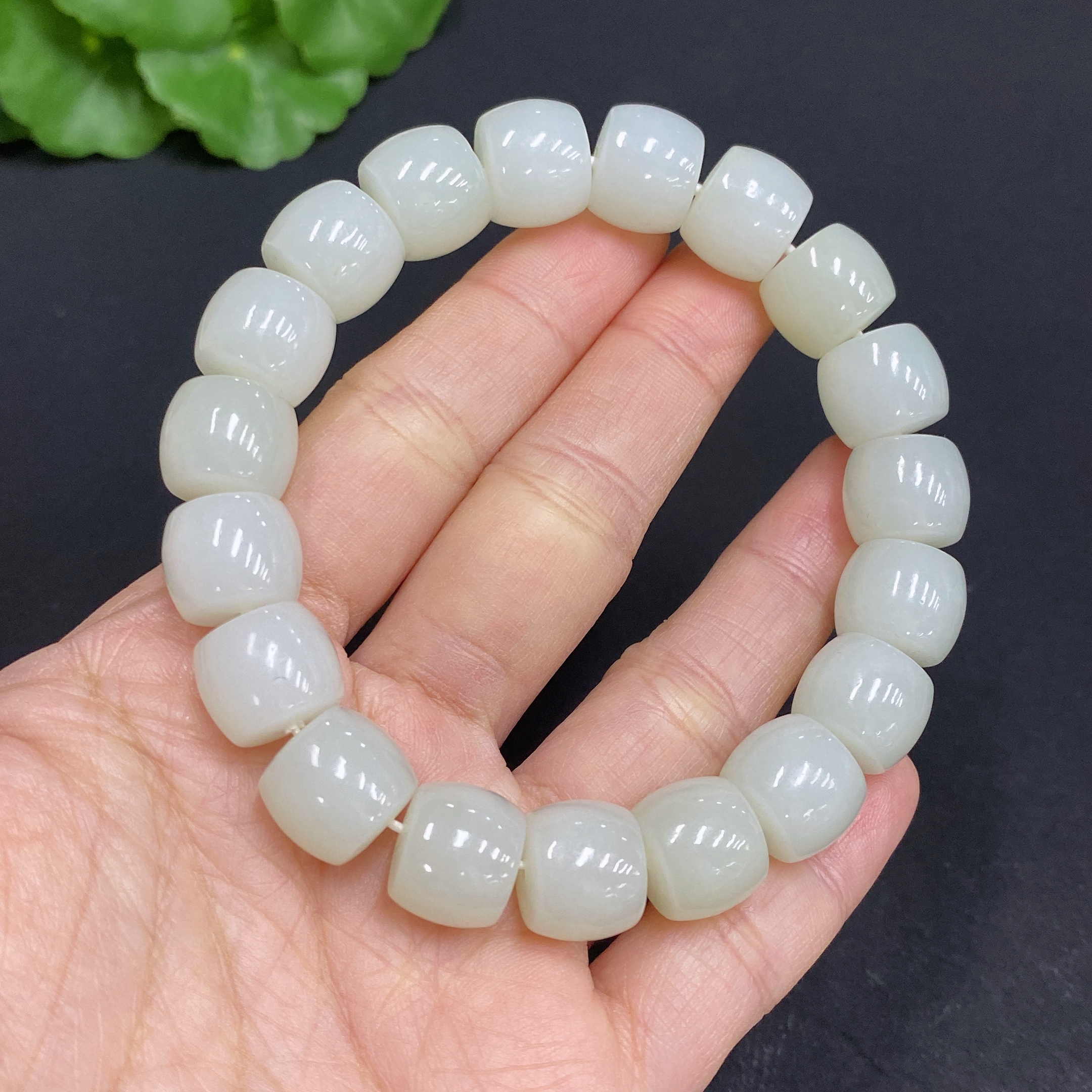 H29328266 Hetian Jade Bracelet, approx. 11.6mm beads, total weight about 52.6g