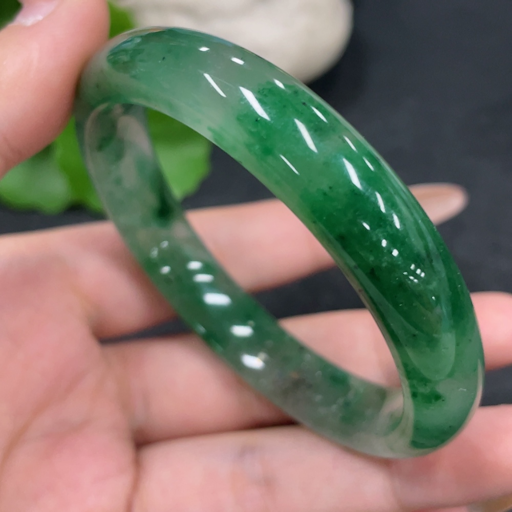 H32751918 African Emerald (Dulong Jade) Round Bracelet Size 55.2 Total Weight Approx. 36.1g
