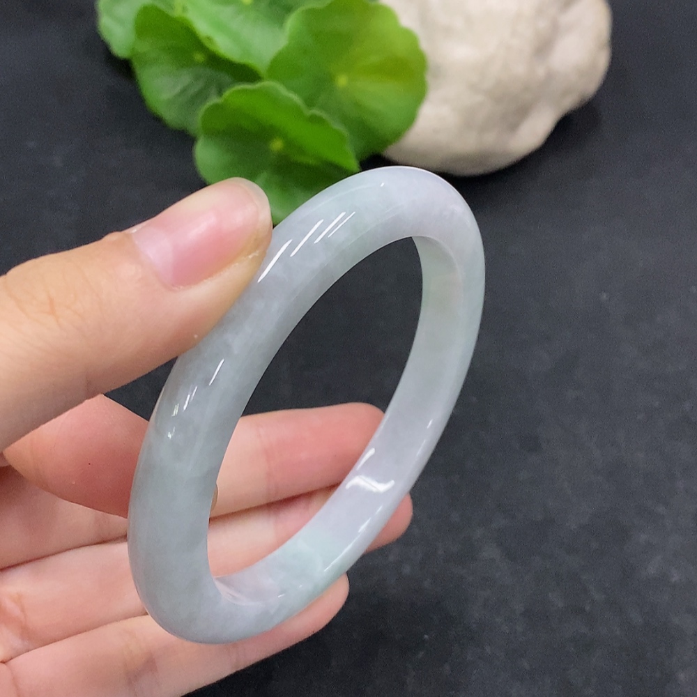 F34963583 Jadeite Round Bangle, Total Weight Approx. 45.84g, Size 58.5