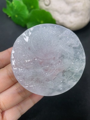 F46551764 翡翠挂件龙牌 货品总约重32.97g