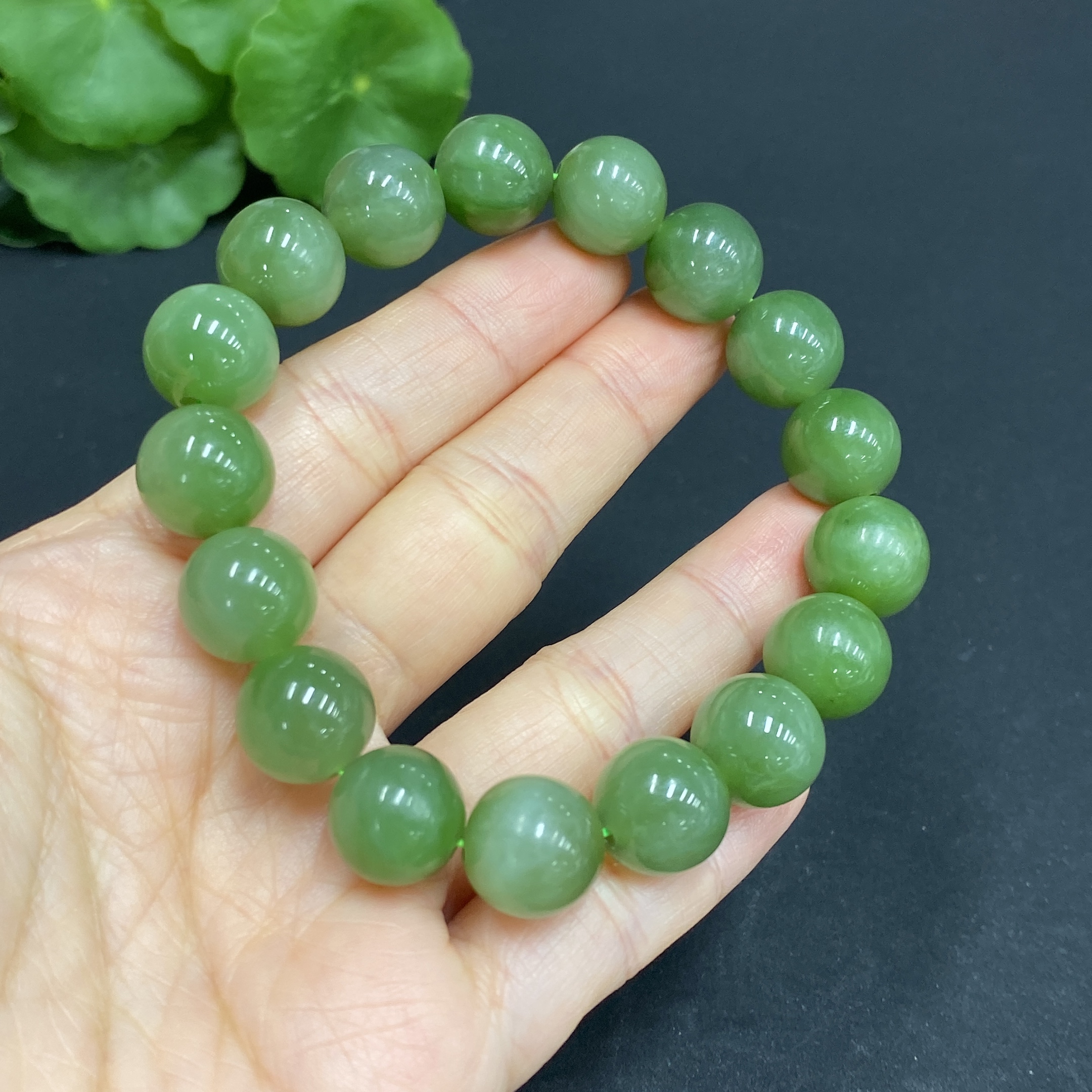 H29329319 Hetian Jade Bracelet, Approx. 11.8mm Beads, Total Weight Approx. 45.3g