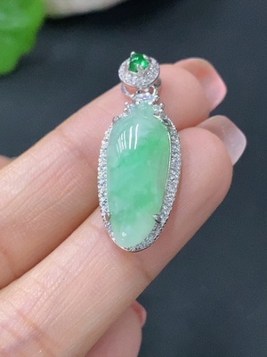 F27116405 Jadeite Inlaid Blessing Melon Pendant Non-Gold Matching Beads Non-Grade A Total Weight Approx. 2.69g