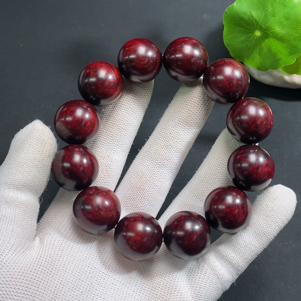 W31666223 Small-Leaf Sandalwood Sandalwood Bracelet, Total Weight Approx. 63.00g, Size Around 20.3mm