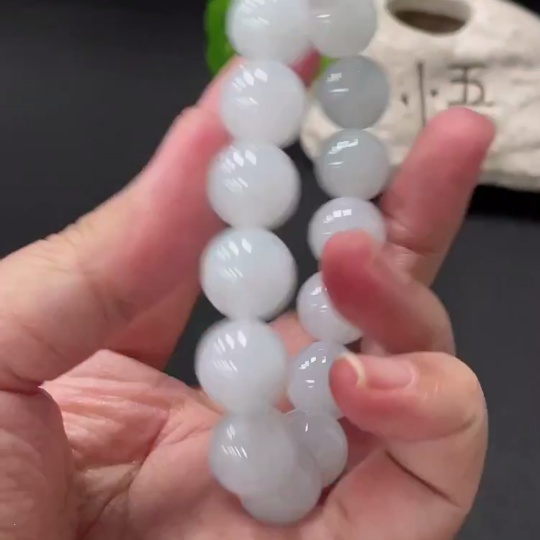 F34018869 Jadeite Bracelet Card 12.7mm Approx. Total Weight About 57.7g