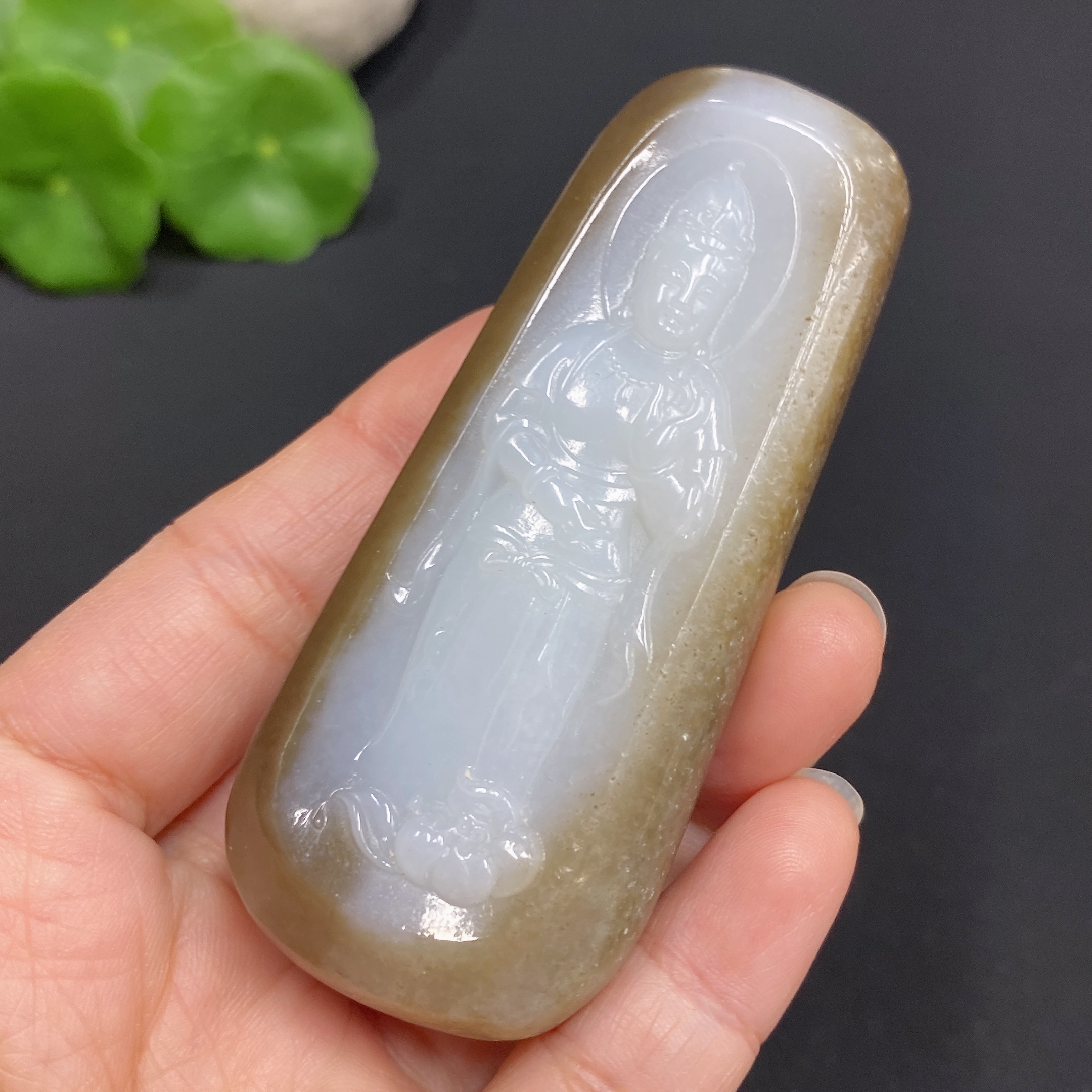 H28188516 Hetian Jade Pendant Guanyin Total Weight Approx. 89.7g