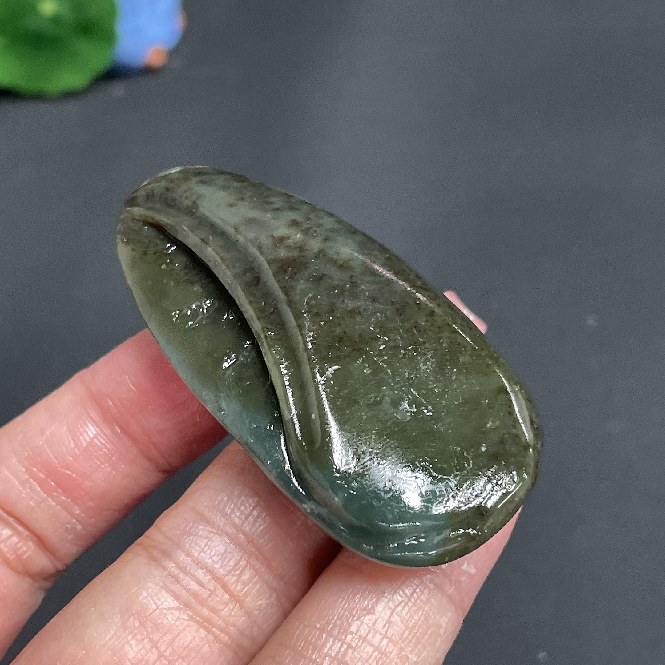 H24804553 Hetian Jade Pendant Guanyin Total Weight about 29.9g