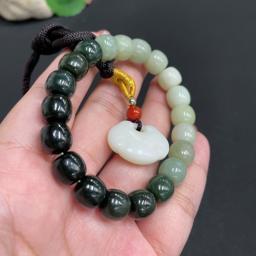 H34004435 Hetian Jade Pendant Bracelet Total weight approx. [including rope] 41.1g Containing other mineral components