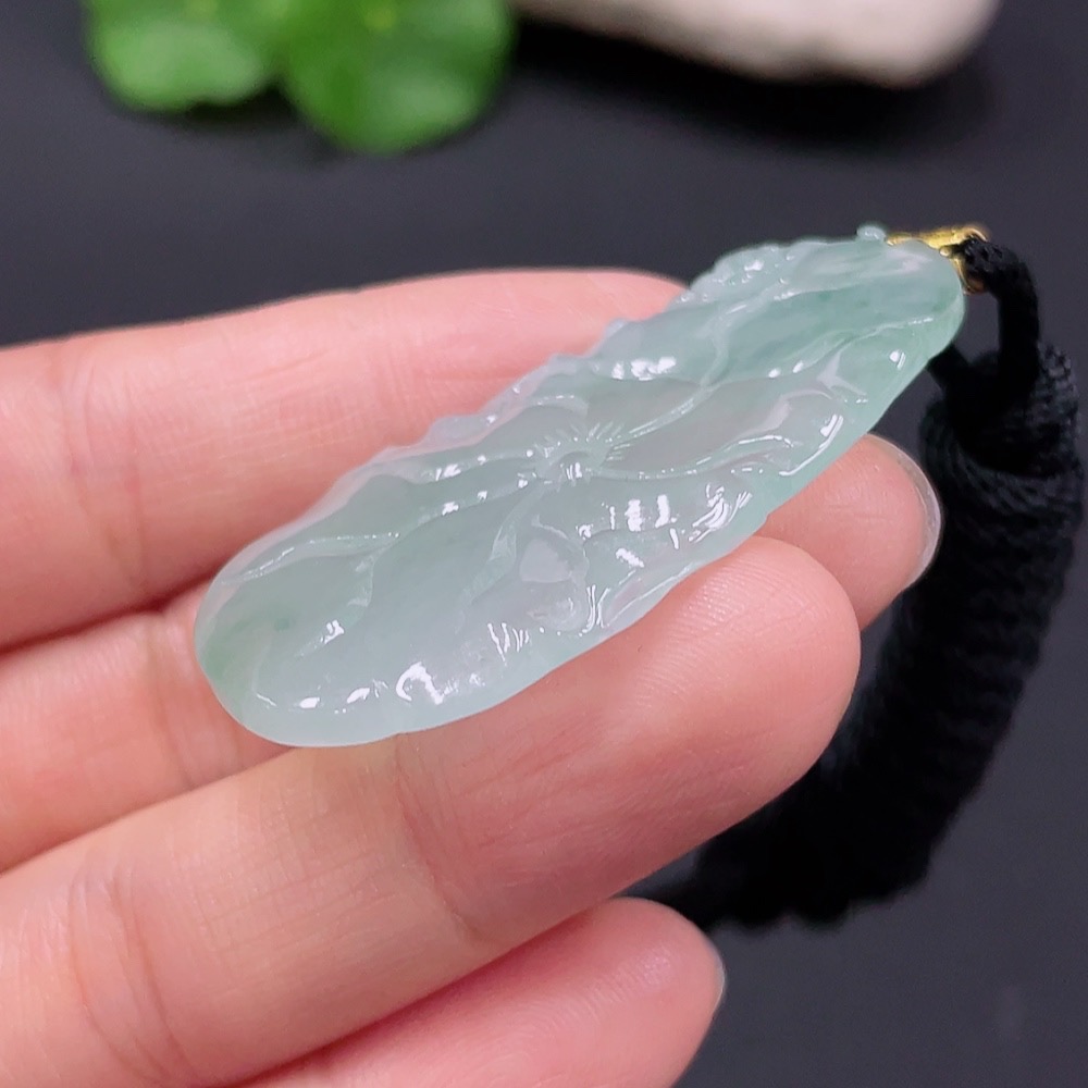 F25906689 Jadeite Harmony and Beauty Pendant 18K Gold Total Weight Approx. 12.62g