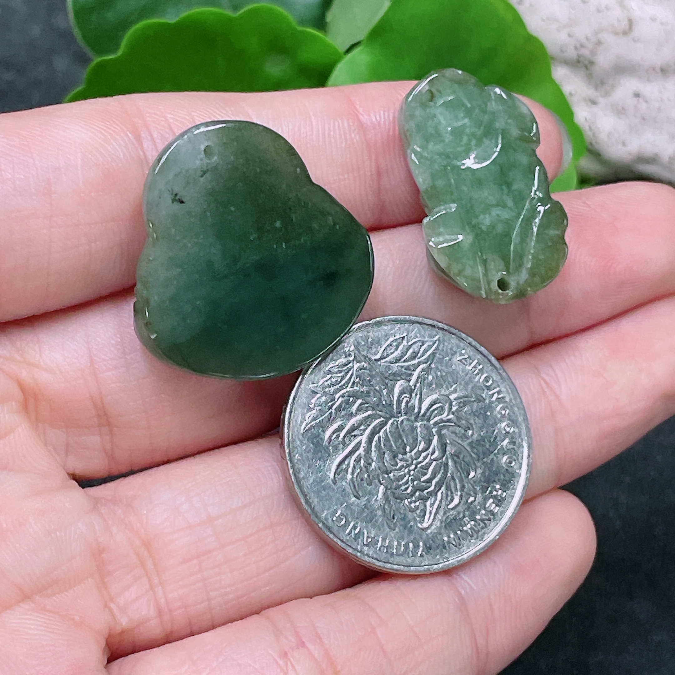 F32810996 Jadeite Pendants Sell as a Lot