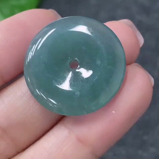 F34998704 Jadeite Pendant Peace Buckle Total Weight Approx. 4.53g