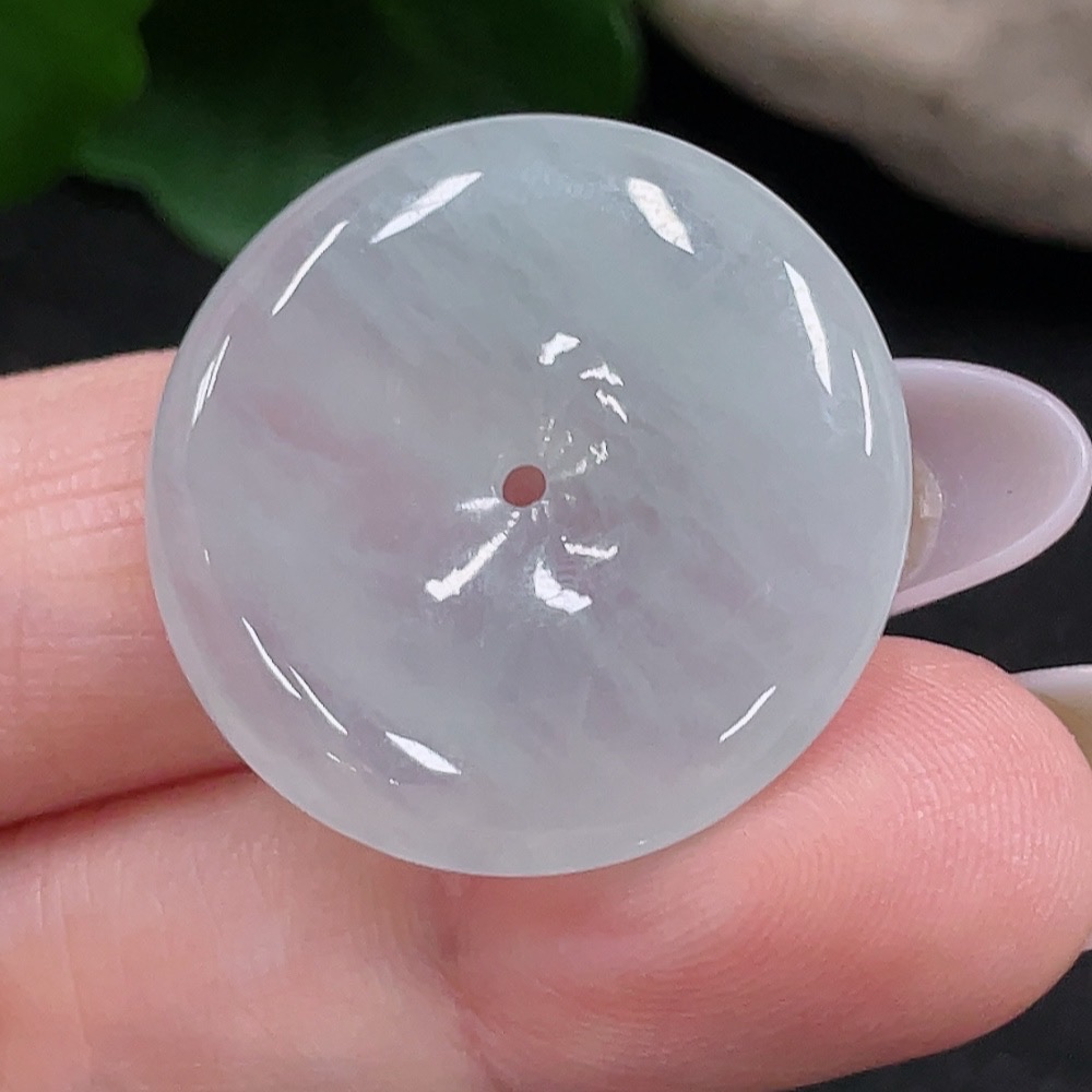 F33874194 Jadeite Safety Buckle Pendant, Total Weight Approx. 7.2g