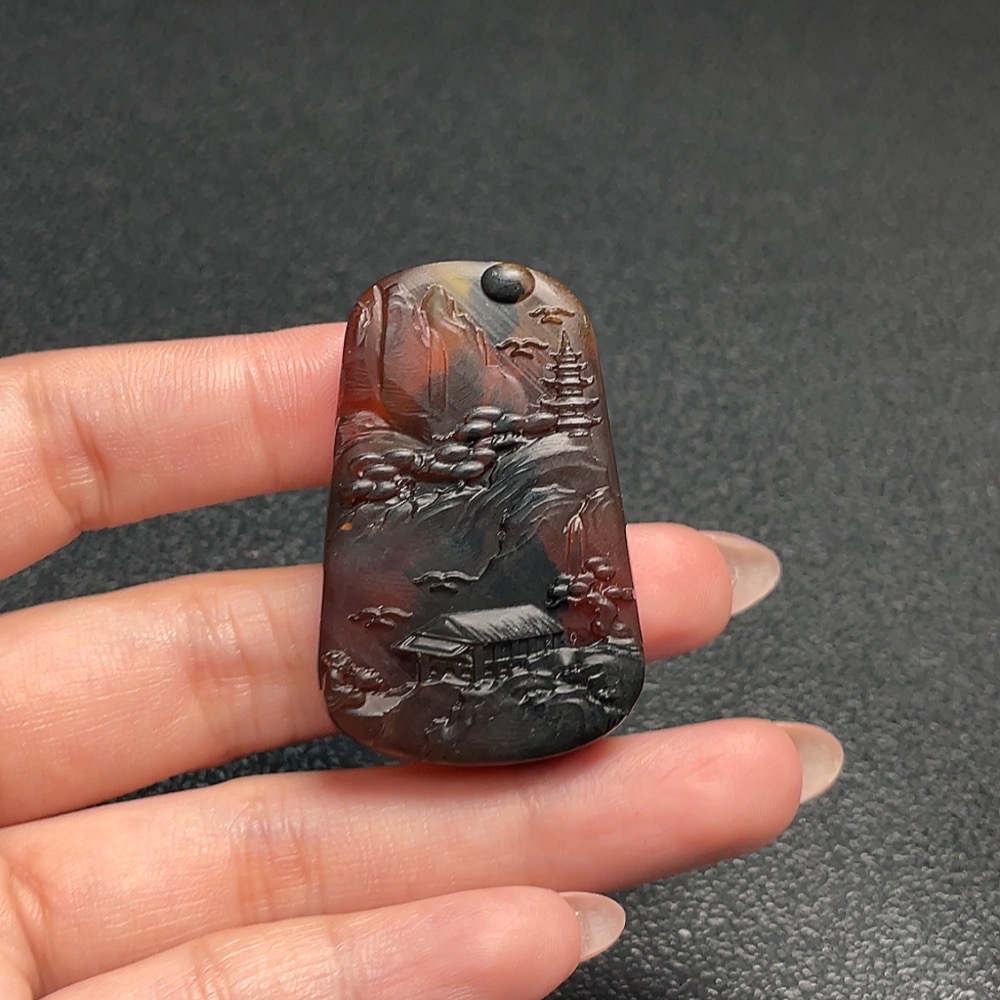 C33871680 Amber Beeswax Pendant Total Weight Approx. 10.87g