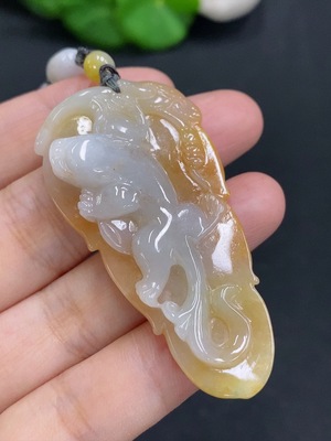 F24832700 color origin undetermined, with non-A grade matching beads