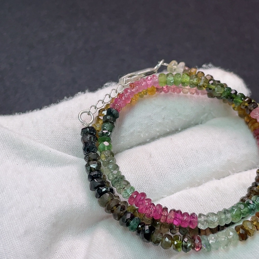 C34039279 Tourmaline Bead Necklace with Other Mineral Components, Visible Organic Matter, Non-Metal, Total Weight Approximately 12.4g, Bead Size About 3.8mm