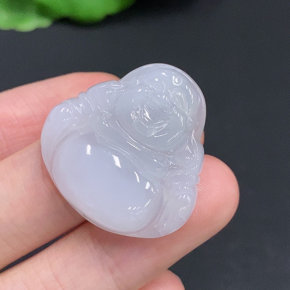 F31688252 Jadeite Buddha Pendant with a total weight of approximately 7.4 grams