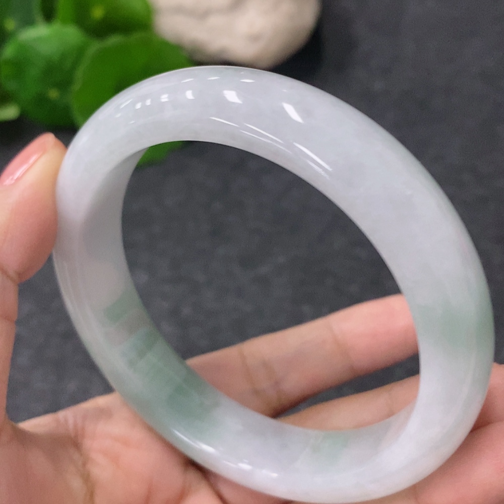 F34010276 Jadeite Round Bracelet Size 59mm Total Weight Approximately 66.65g
