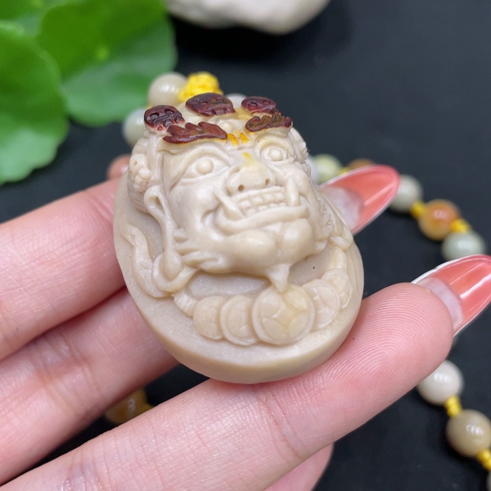H35084882 Alashan Agate Pendant - Mahakala, contains other mineral components, total weight (including chain) approx. 73.7g