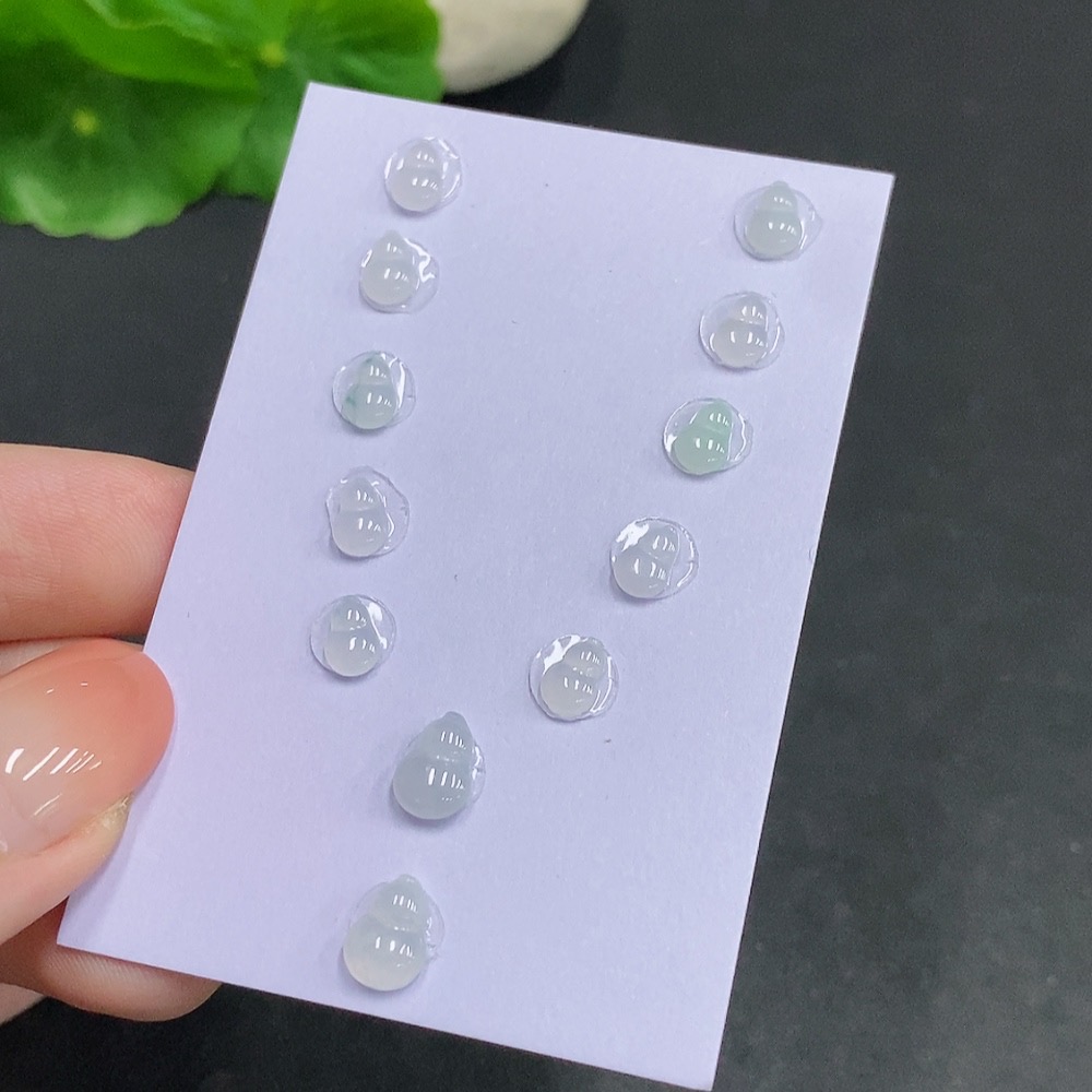 F34035695 Jadeite Inlaid Pieces Sell as a Lot