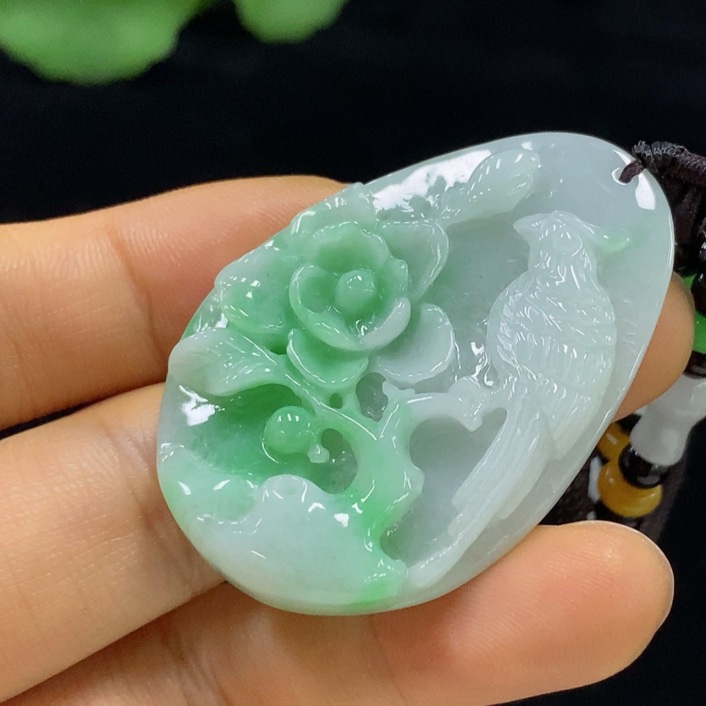 F34024625 Jadeite Pendant with Non-Grade A Beads and Rope, Total Weight Approx. 20.99g
