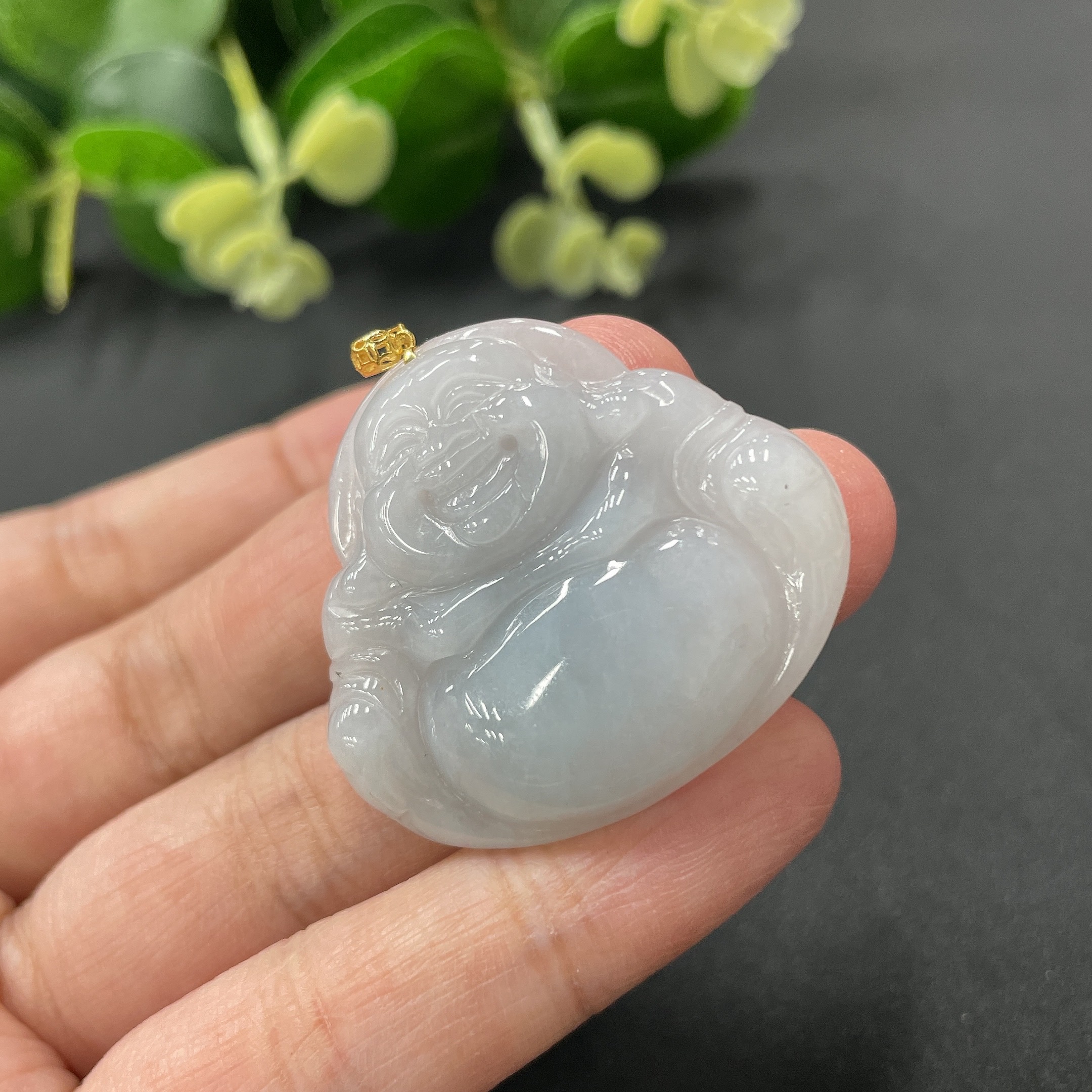 F10100600 Jadeite Buddha Pendant with 18K Gold Clasp