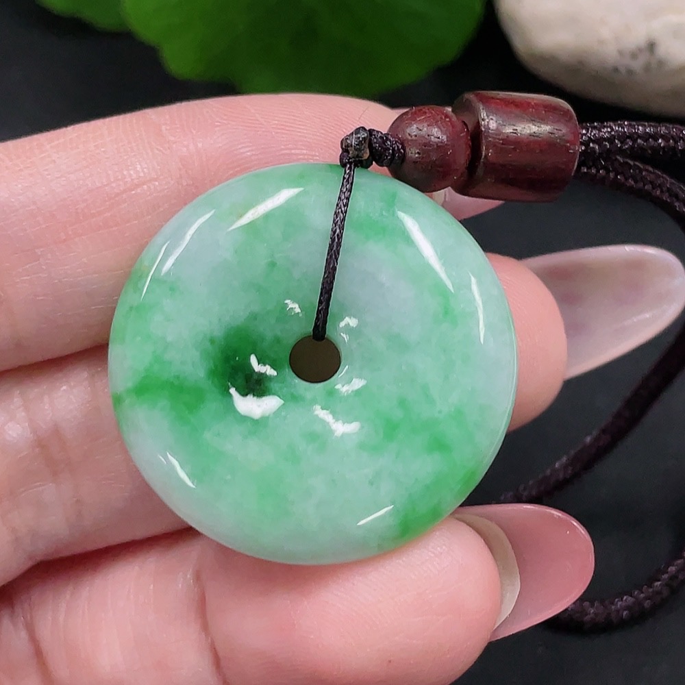 F34032021 Jadeite Safety Buckle Pendant Total weight about 11.8g (including rope weight)