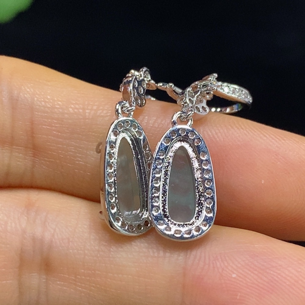 F34044773 Jadeite Inlaid Earrings Non-Gold Total Weight Approx. 3.38g