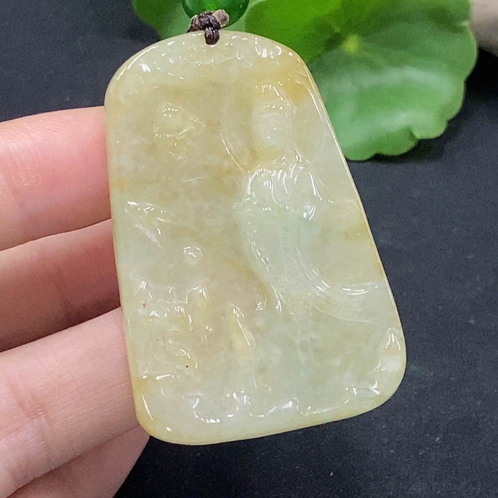 F32820287 Jadeite Guanyin Pendant Total Weight Approx. 16.79g Color Origin Undetermined With Non-Grade A Beads