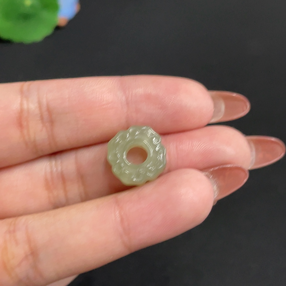 H35100217 Hetian Jade Pendant - Archaistic Ring, Total Weight: Approx. 1.8g