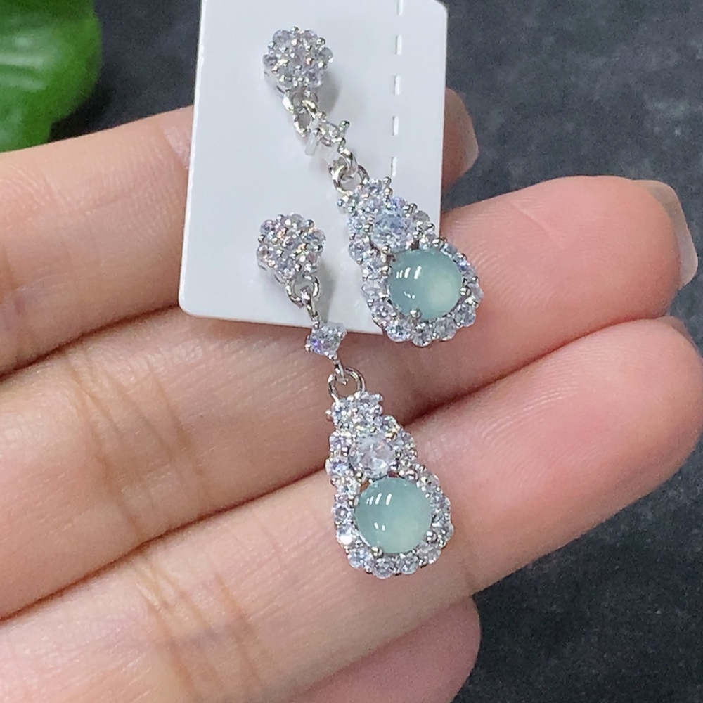 F34030409 Jadeite inlaid piece non-gold earrings