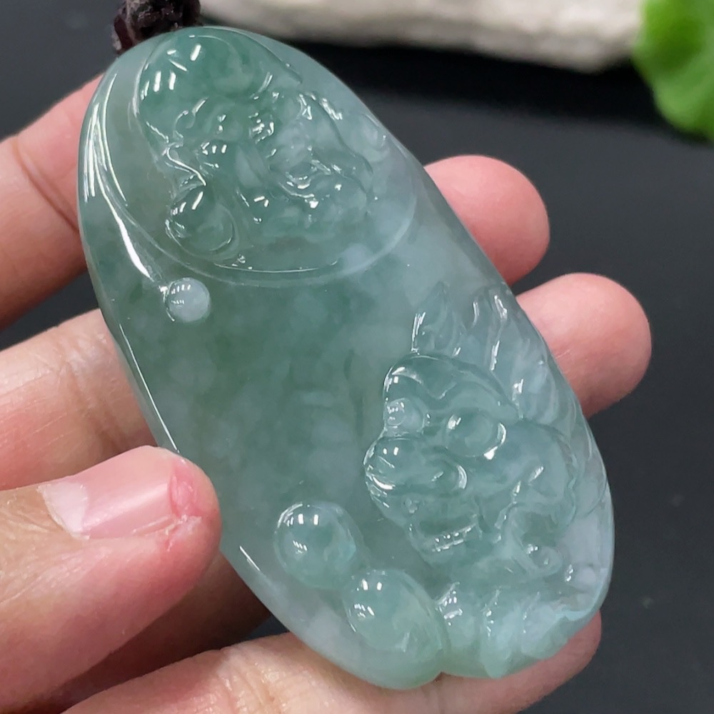 F28195406 JadeitePendant, Total Weight Approximately 47.8g