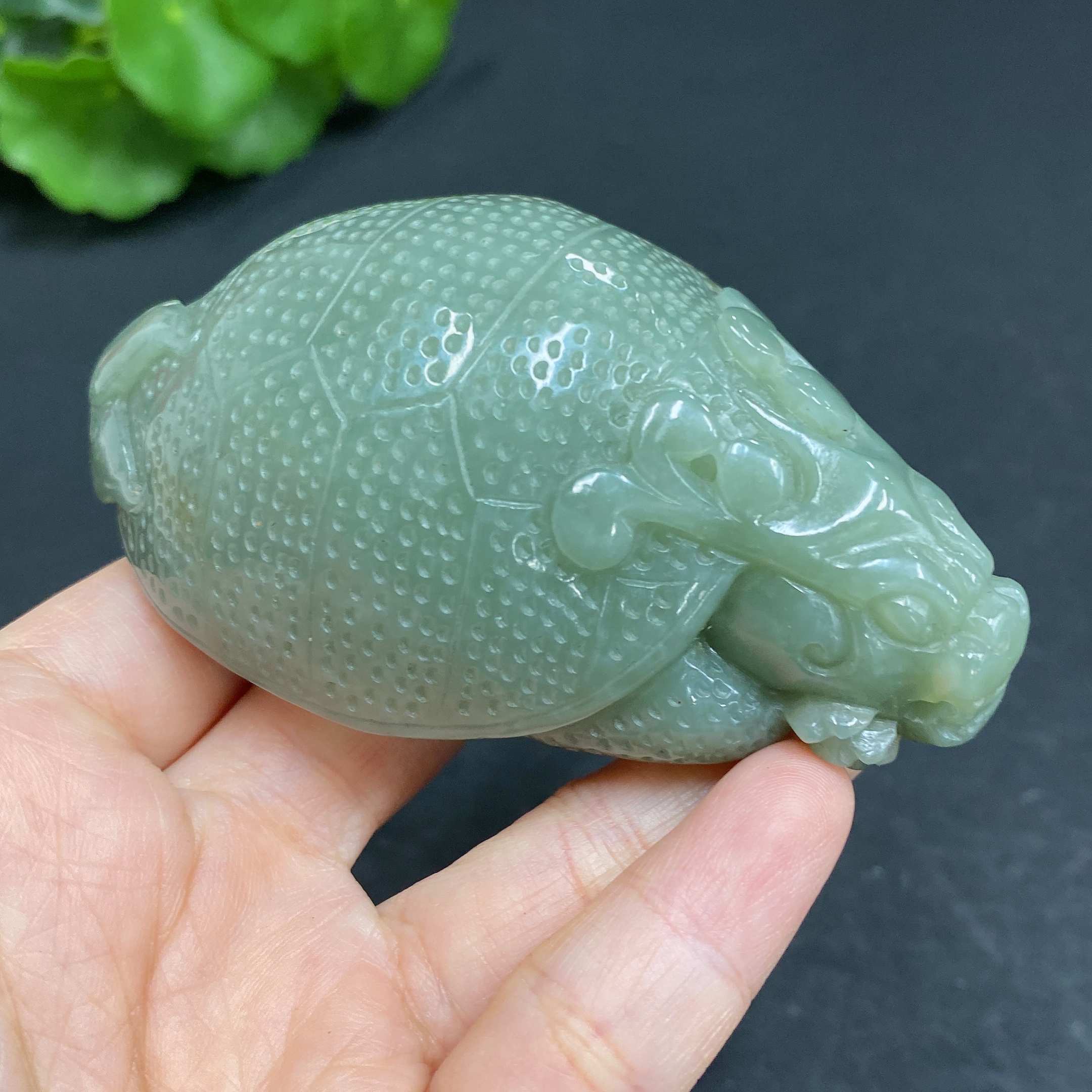 H29375602 Hetian Jade Handheld Piece, Dragon Turtle, Total Weight Approx. 184.9g