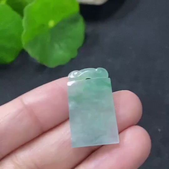 F31614324 Jadeite Pendant Total Weight Approx. 1.83g