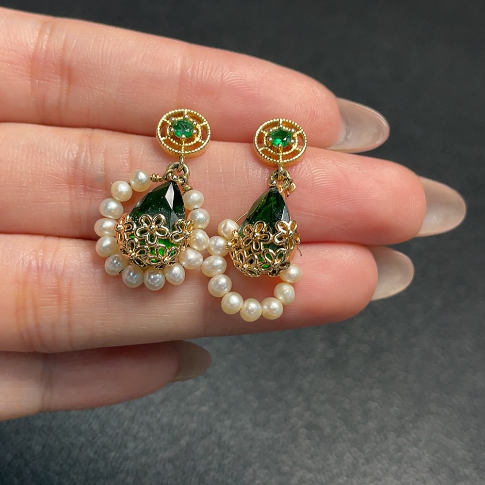 C34992220 Pearl Earrings with Non-Natural Gemstones, Non-Gold, Total Weight Approx. 4.49g