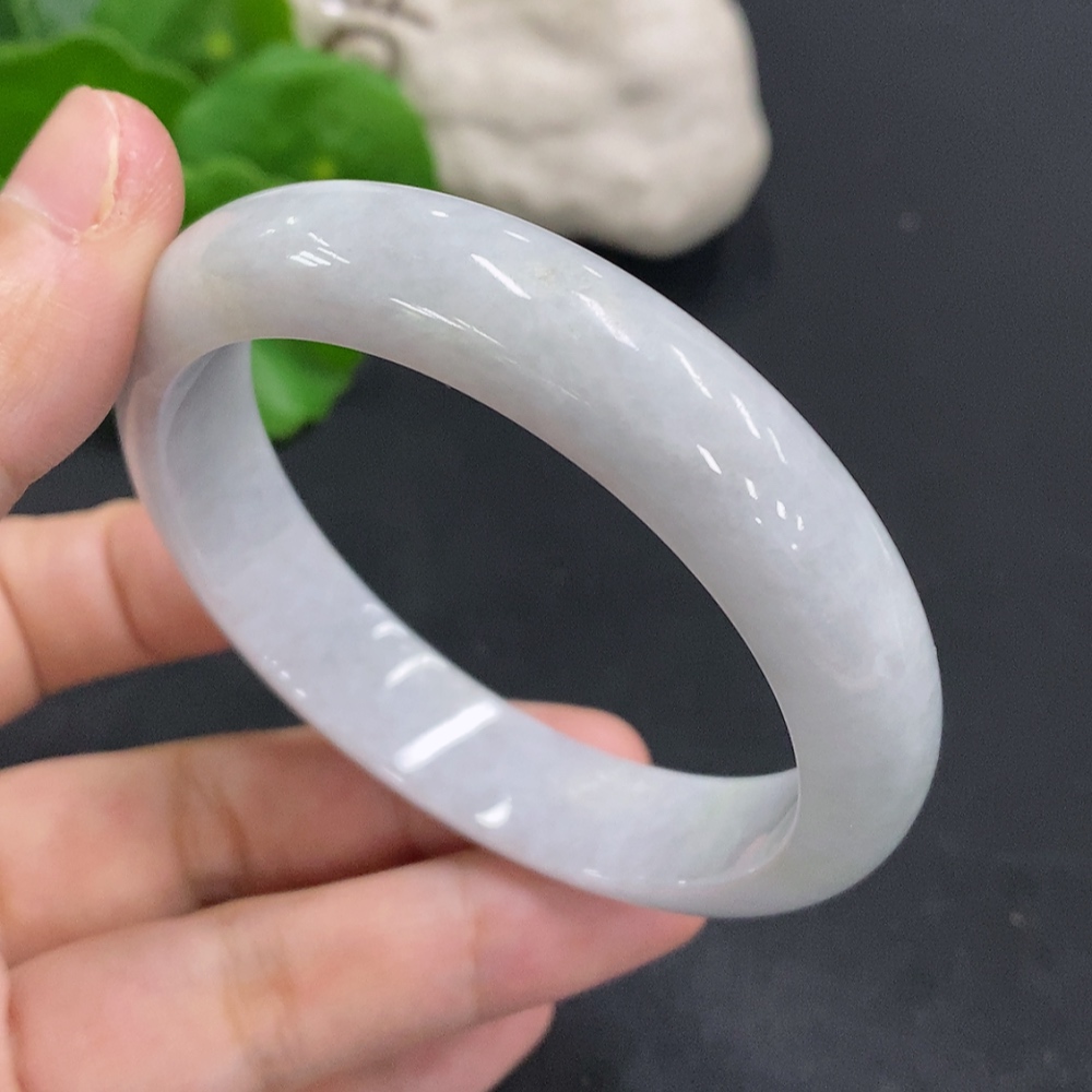 F30569763 Jadeite Round Bangle, Size 56.2, Total Weight Approximately 49.4g