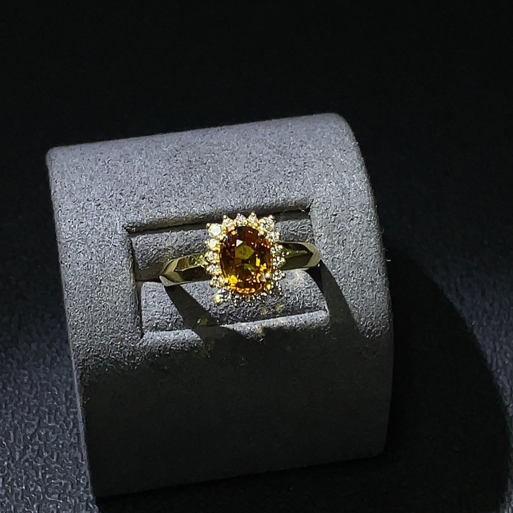 C24712154 Sapphire Inlaid Ring  18k Gold  Size 15  Total Weight Approx. 5.34g  Color Origin Undetermined