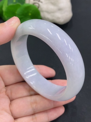 F33884093 Jadeite regular bangle size 58.5 total weight about 87.7g