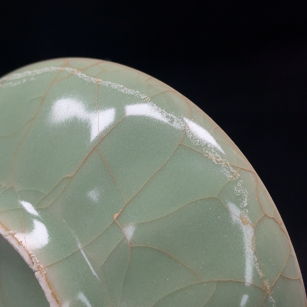 W34988448 Ceramic, Perfect Condition, Modern Celadon Dish (Subject to Actual Item)