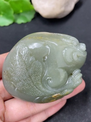 H46576342 和田玉手把件   三脚金蟾 皮色成因未定  货品总重约143.2g