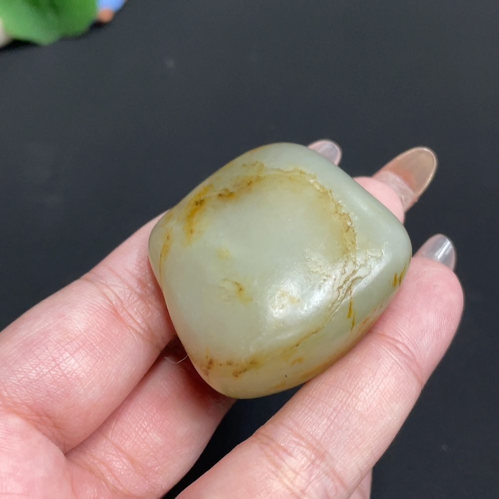 H32766678 Hetian Jade, Undetermined Skin Color Origin, Total Weight Approximately 53.5g