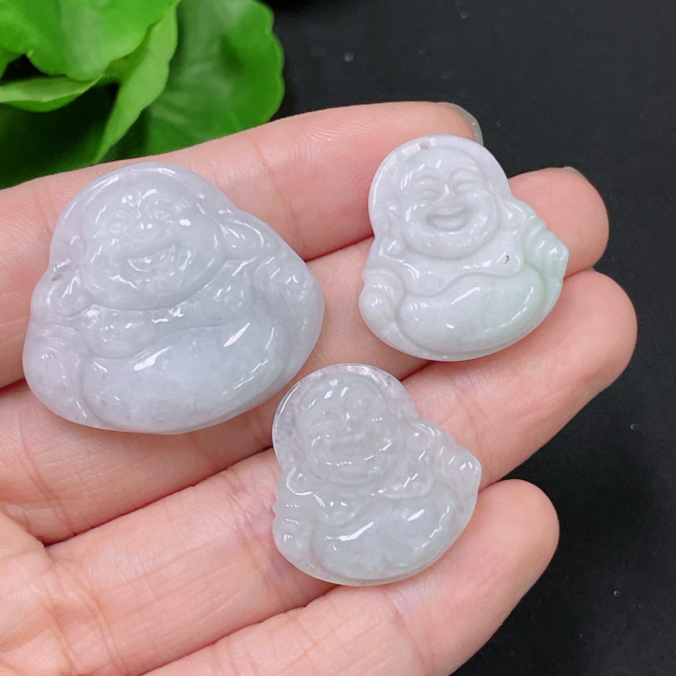 F33892699 Jadeite Pendants Sell as a Lot