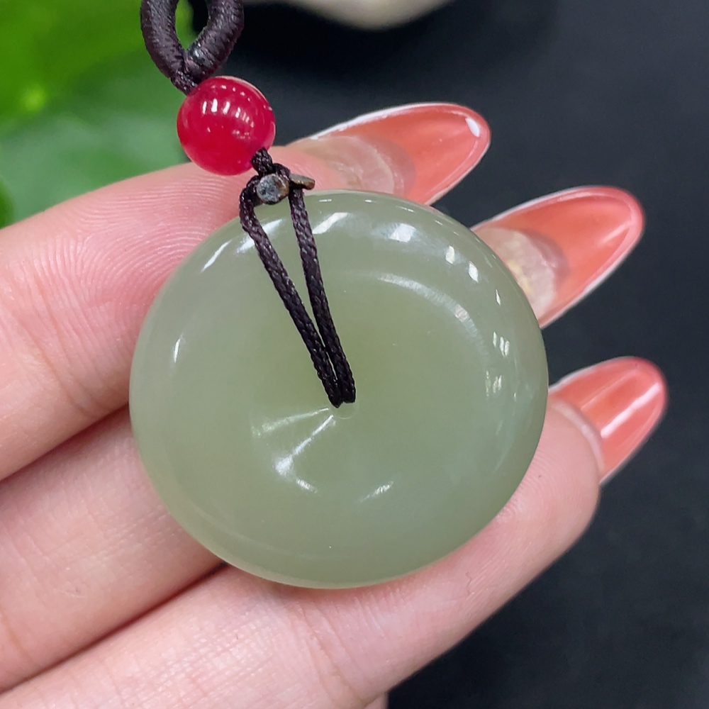 H34027904 Hetian Jade Pendant   Peace Button   Total Weight: Approx. 11.6g