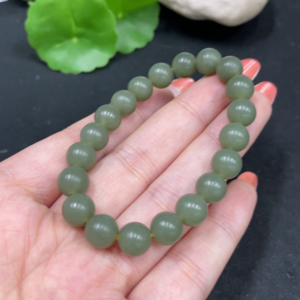 H35084535 Hetian Jade Bracelet Approx. 8.2mm Total Weight Approx. 18g