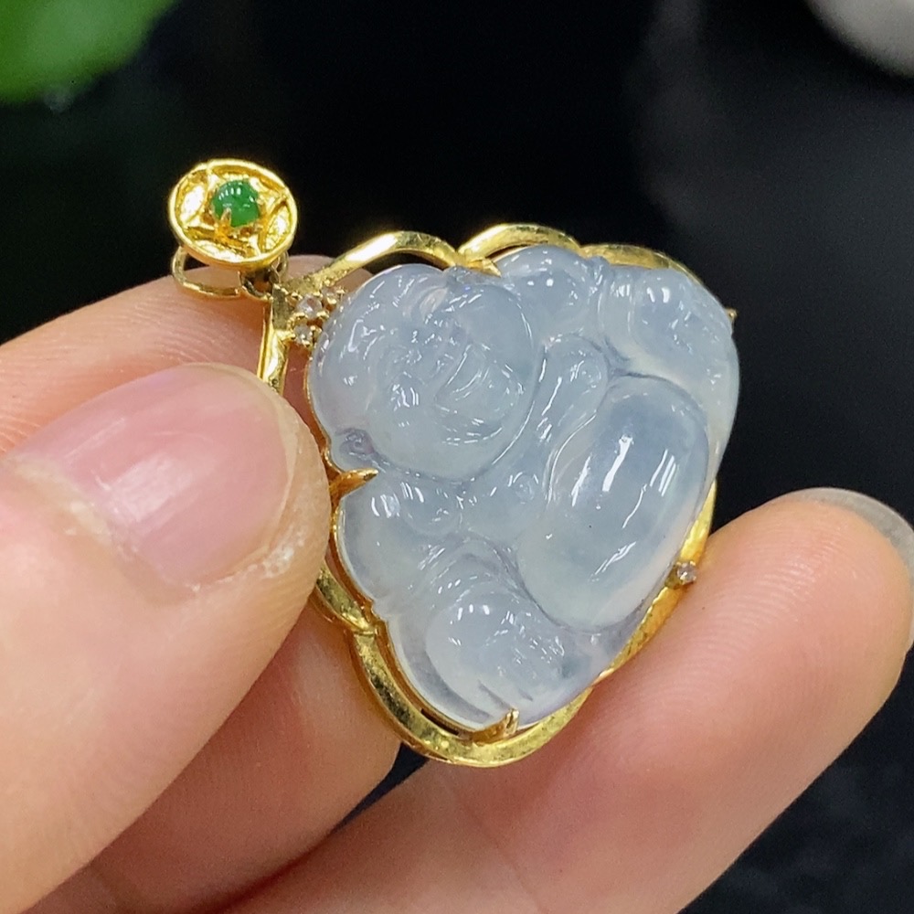 F29362118 JadeiteBuddha Pendant with 18K Gold Setting, Total Weight Approximately 5.62g
