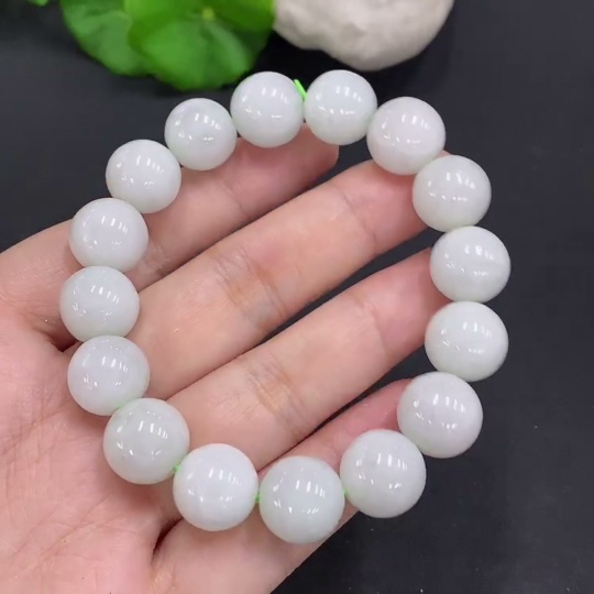 F29435084 Jadeite Bead Necklace approx. 12.8mm total weight approx. 58.9g