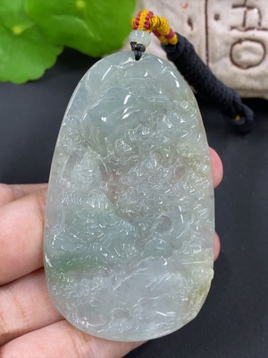 F46597263 翡翠山水观音挂件 货品总重约33g