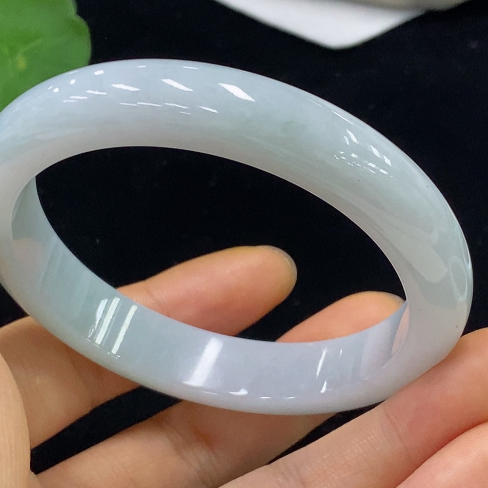 F35114433 Jadeite Round Bracelet Size 59.8 Total Weight Approx. 61.21g