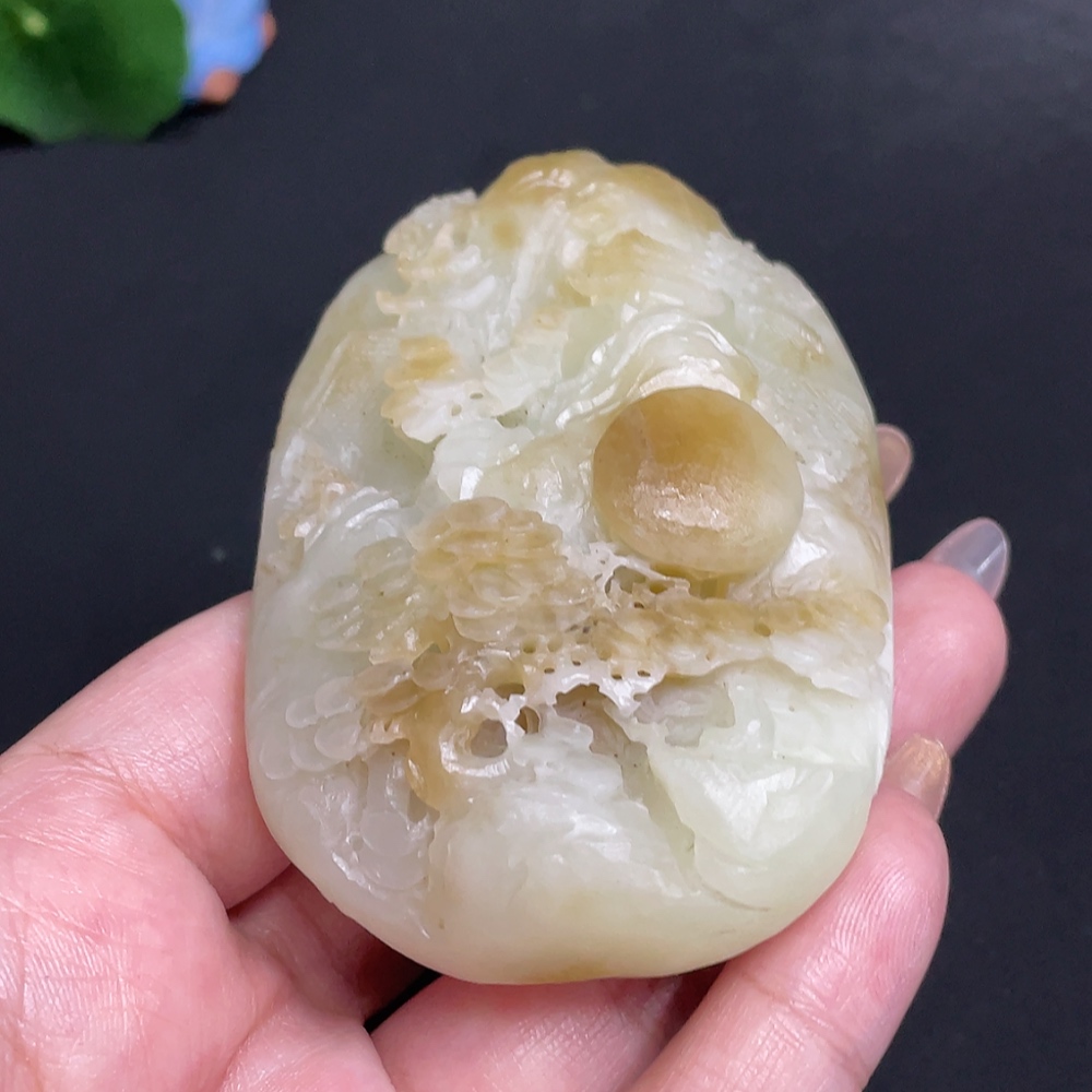 H31677296 Hetian Jade Pendant - Landscape, Total Weight Approx. 201.1g, Containing Other Mineral Components