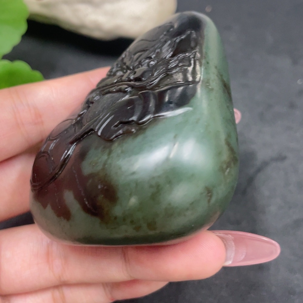 H33924675 Hetian Jade Handheld Carving - Zhong Kui - Undetermined Skin Color Origin - Total Weight Approx. 180.3g